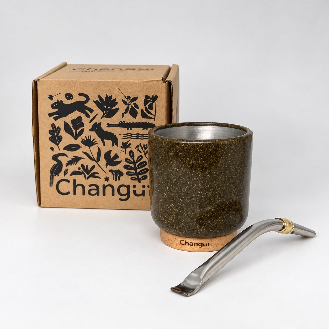 Changüí Grandote: mate, bombilla y packaging yerbero